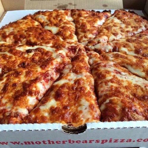 yummyfoooooood:  Extra Cheesy Pizza