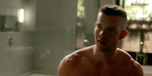 khylinrhambo:  Harry needs to take a shower now.
