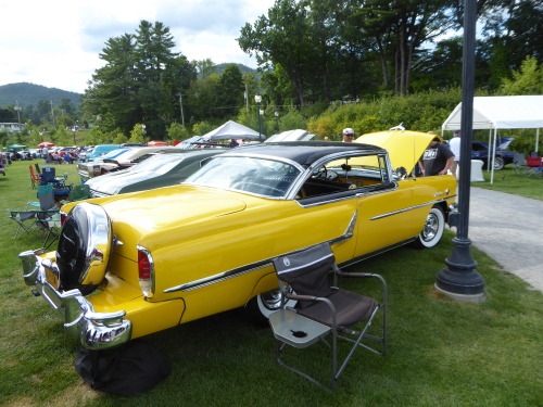 This Mercury Montclair is a car I’d love to own.