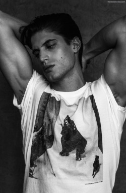 ledomsh:   Santiago Ferrari by Jeff Rojas