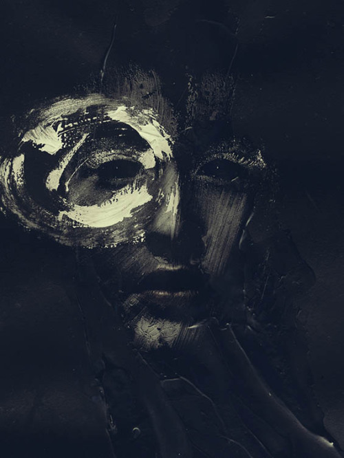 asylum-art:Michał Mozolewski’s Haunting Portraits of Paint-Veiled SubjectsCombining photograph