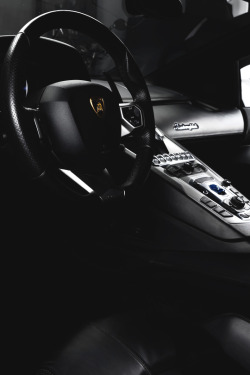 luxuryera:  Lamborghini Aventador LP700Photographer: ADV.1 Wheels