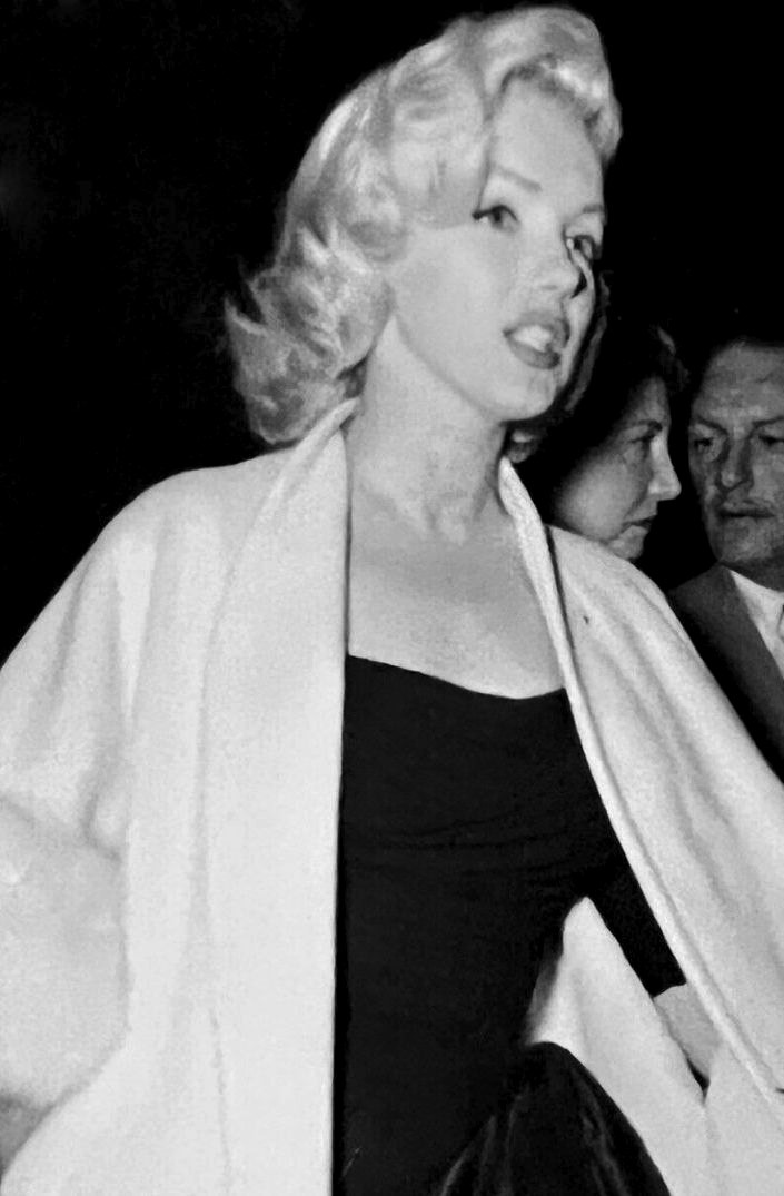 Marilyn Monroe at the premiere of The 5000 Fingers of Dr. T., 1953.