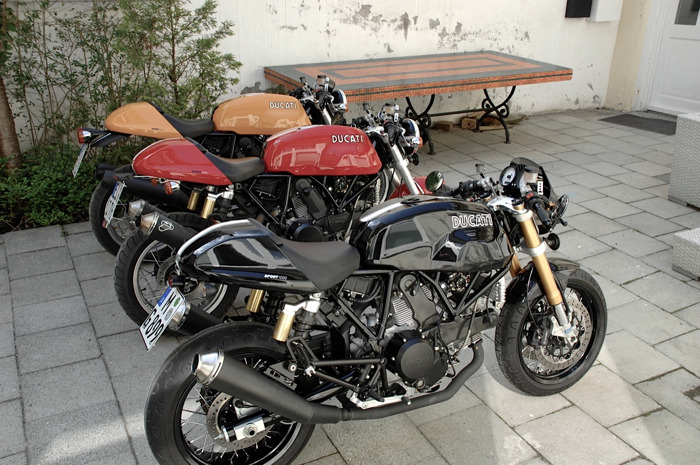 RACE CAFE