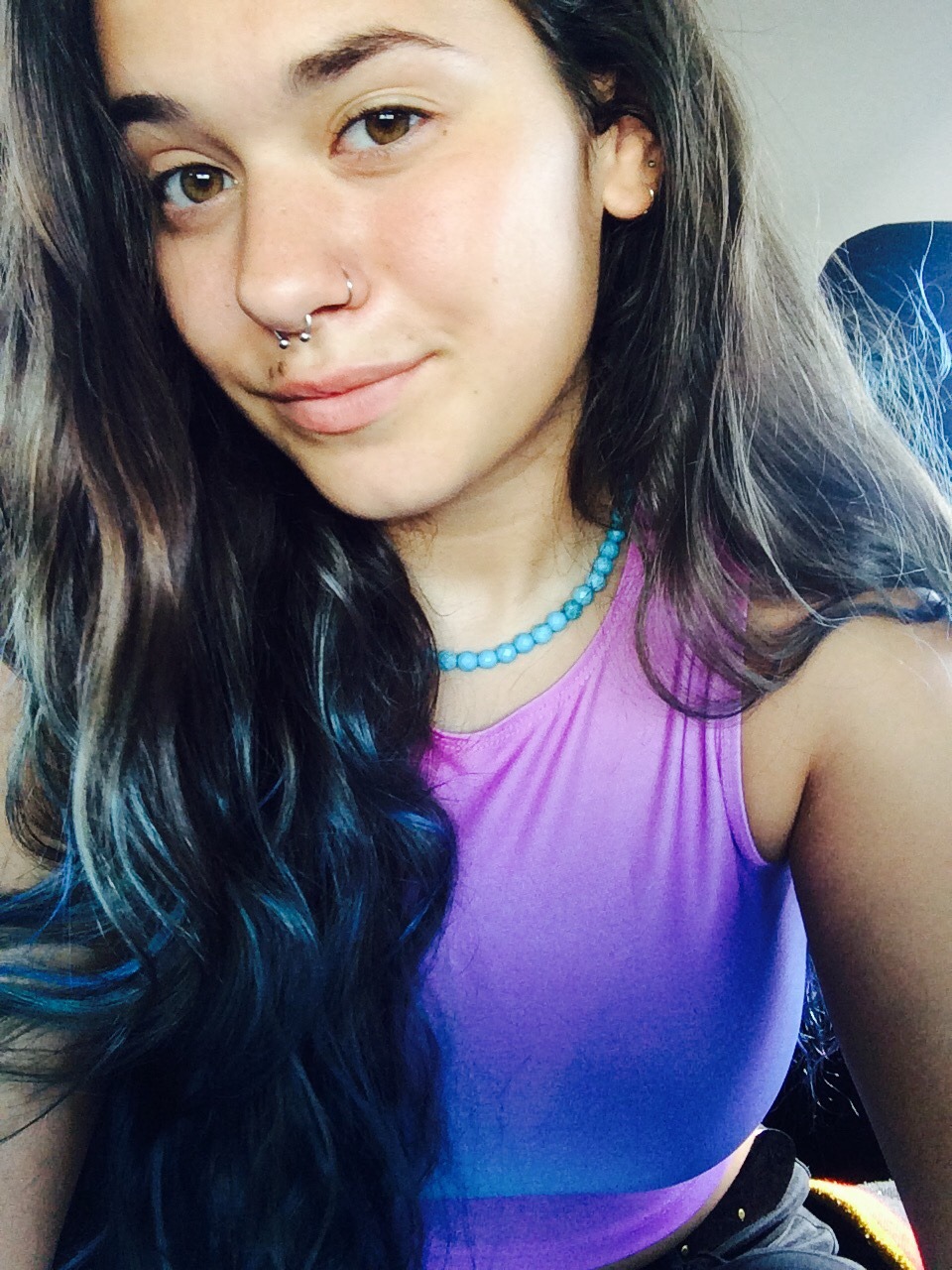 intriguedromance:  shaqdeva:  Stop, drop, and selfie Tagged by intriguedromance