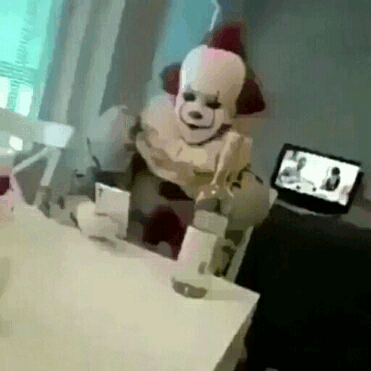 i-alwayslikedstrangecharacters:  Me: October 31stMe: November 1st