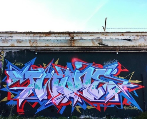 spraydaily: Graffiti piece by @Twone.27  - #graffiti #SprayDaily #граффити #Grafiti #spraycanart #sp