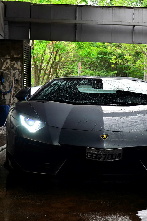 Lamborghini Aventador photographed by Kawasaki Photography