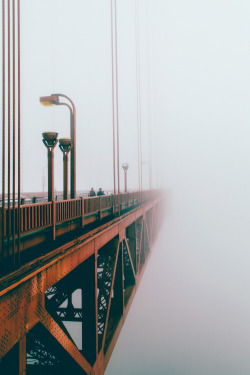 travelbinge:  Fade to fog by Adrian Sky San