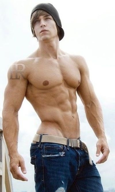 alphamalepose:  Abel Albonetti