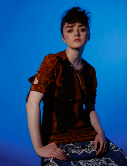 blondiepoison:Maisie Williams by Itai Doron | Heroine Magazine (Autumn/Winter 2018)