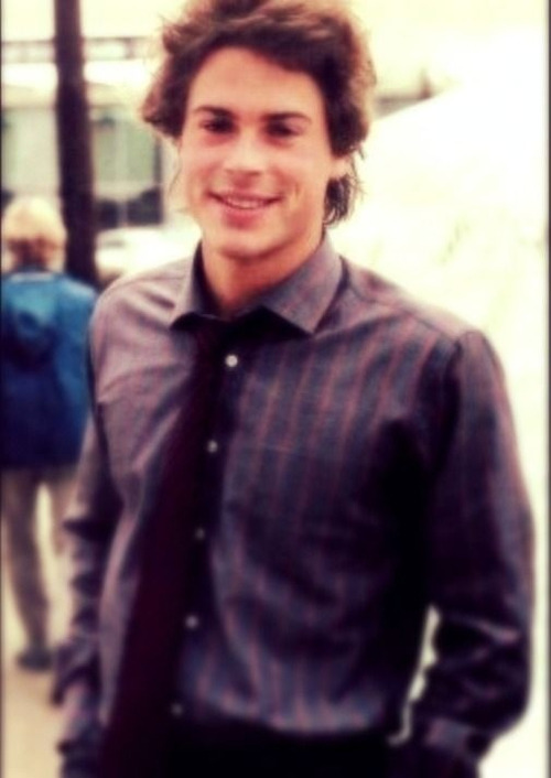 niggasandcomputers:  staygoldsodapopcurtis:Young Rob Lowe appreciation post  Peaked