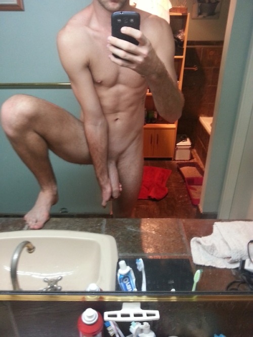 gaymanselfies:  Naked Male Selfies: http://gaymanselfies.tumblr.com/ adult photos