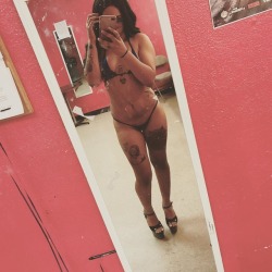 stripper-locker-room:  https://www.instagram.com/_satansmistress/