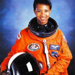 womenofsciences:Mae Jemison (1956 - )Birthplace: Alabama, USStudy: Science (Chemical Engineering and Medicine)Mae has a wide variety of experience on her resume. She has worked in many fields of science having done work in computer programming, nuclear