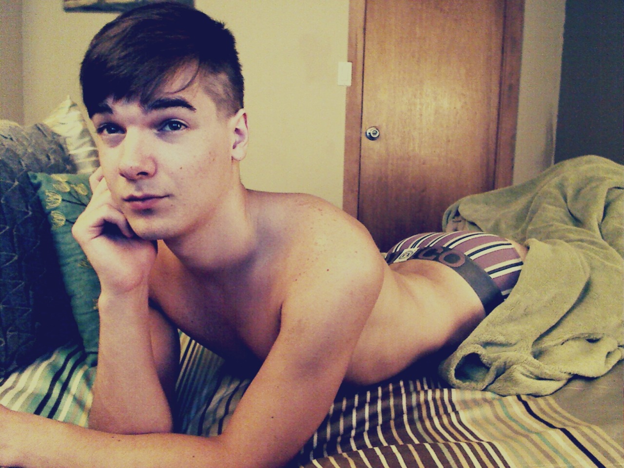 christian-loring:  New Haircut 