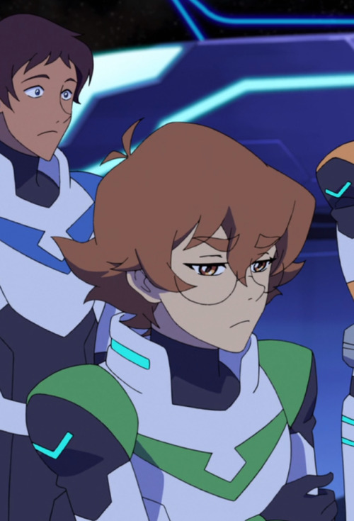 pidganceshitposting: myeverlastingship: Pidge embraces herself when she’s hurt/worried or just upse