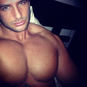 thatisveryhot:  Click here for more Hot Guys