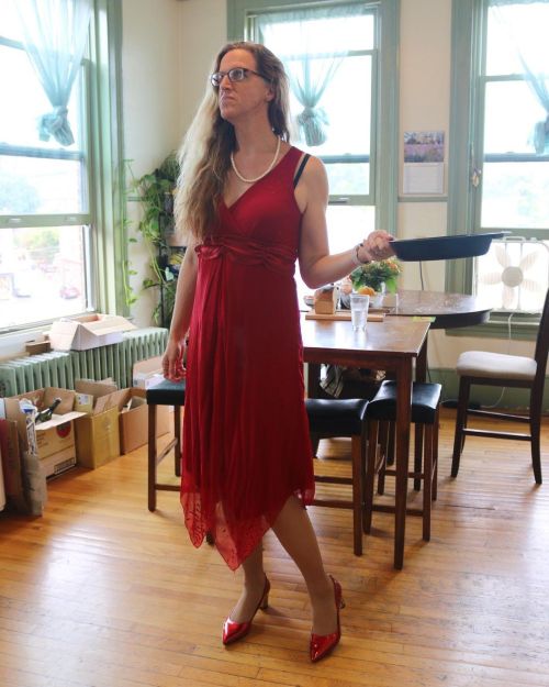 tanjatherusticgirl: erisis: Red dress and a frying pan.  #transmodel #ootd #femme #trans #wiwtd #tra