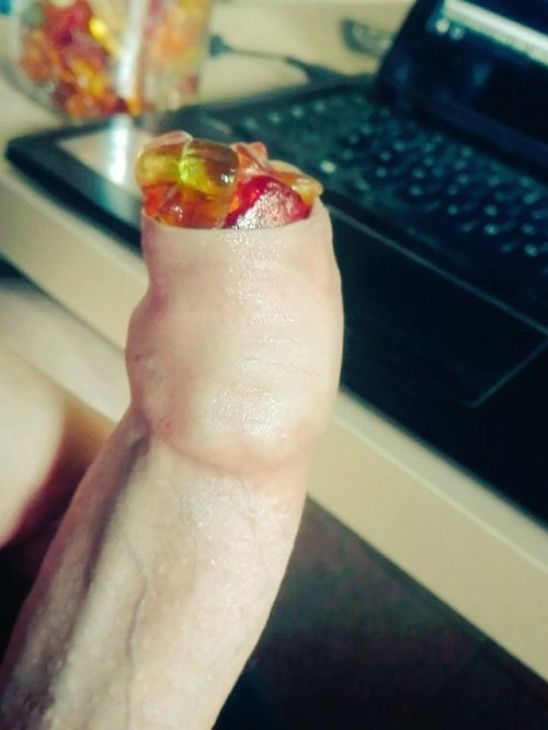 thingsinmyforeskin:21 gummybears#uncutcock #teamuncut #foreskin #thingsinmyforeskin #gummybears