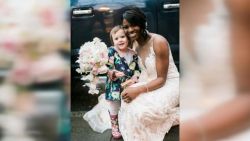 girlwithalessonplan: faithinhumanityr:  webofgoodnews:  Toddler thought bride was the real-life ‘princess’ from her ‘favorite book’ This little girl was awestruck when she laid eyes on bride Shandace Robertson.  The toddler thought Robertson