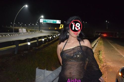 aishaslutty: Some Glimpse of Yamuna Expressway. And the Entry point of Agra Expressway. Have fun. An