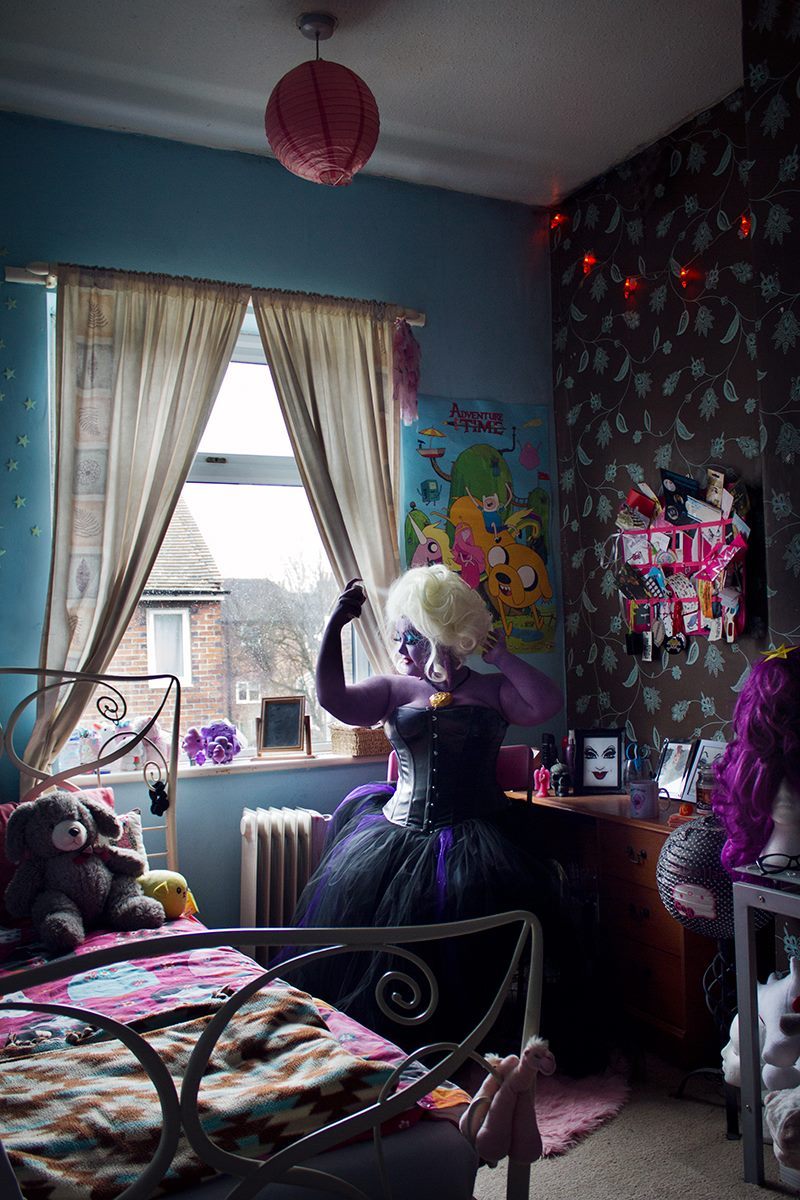captainimaginary:  bethdooner:  The Cosplayers at Home, 2015Not a full set of the