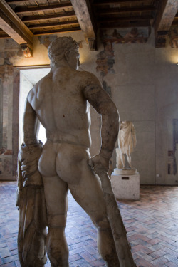 prominent-nipple: Hercules –– Roman copy c. 1st century AD of Polykleitos 5th century BCE.