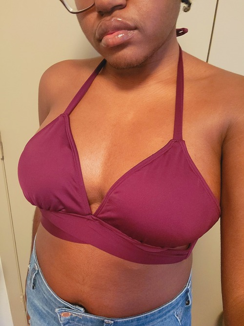 mangosmoothiepussy:this looks so good on me, right? but it looks even better off of me~if you want to see the uncensored versions of these pics, i’m selling a folder with my uncensored photos for ū! dm me if you’re interested!wanna tip me? my c*shapp