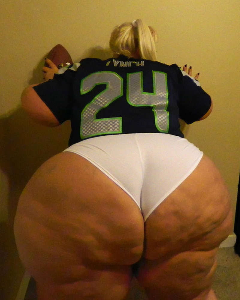 datdude4ssbbw:  Dam…HIT!