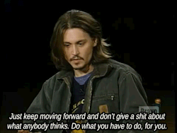 livingalifeofillusion:  If you don’t love johnny depp I don’t love you