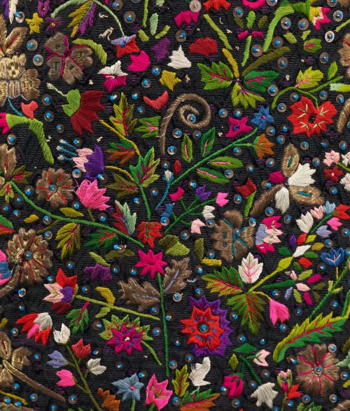 easterneuropeancrafts: Pattern from a Hungarian apron. Late 19th century.The Metropolitan Museum of 