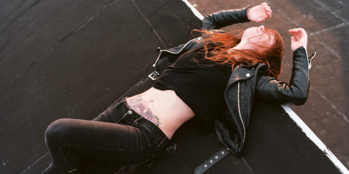 shitjimmyshoots:   Ali Crider | Hattie Watson (Philadelphia, 2014) 