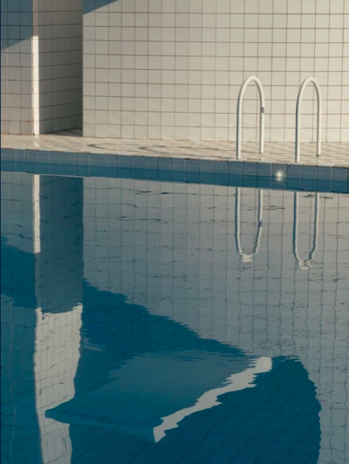 tobiasforms - ALAIN CAPEILLERES, Swimmingpool, La Brusc, France,...