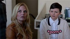 malefistache-swan3ills:  Emma accidentally brings the wrong tape to the station.