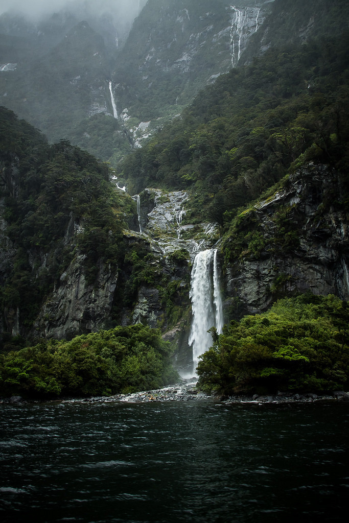 urbanissues:  vertical landscapes
