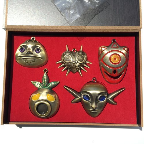 retrogamingblog:  Legend of Zelda Pendant Collection