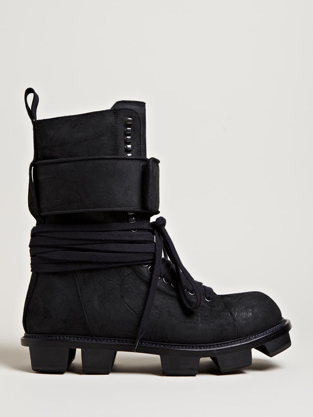 elegyonmars:  Rick Owens Plinth boots from his Men’s Autumn/Winter 2013 collection