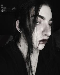 Porn Pics Longing to be an ancient, elegant vampire