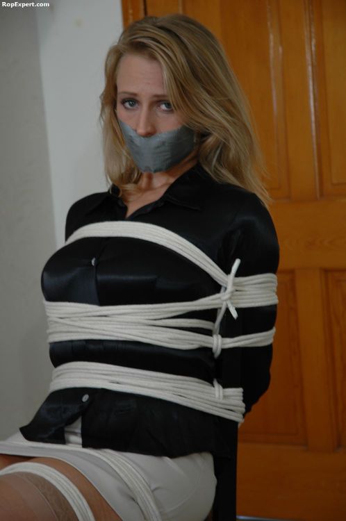 bondagehedgehog:  Jessica Locke porn pictures