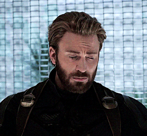 idigyourcinema:  Top 10 Marvel Characters as voted by my followers↳  10. STEVE ROGERS