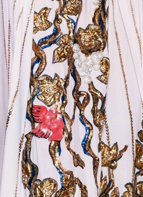 Porn glowdetails:details @ valentino fall 19 couture photos