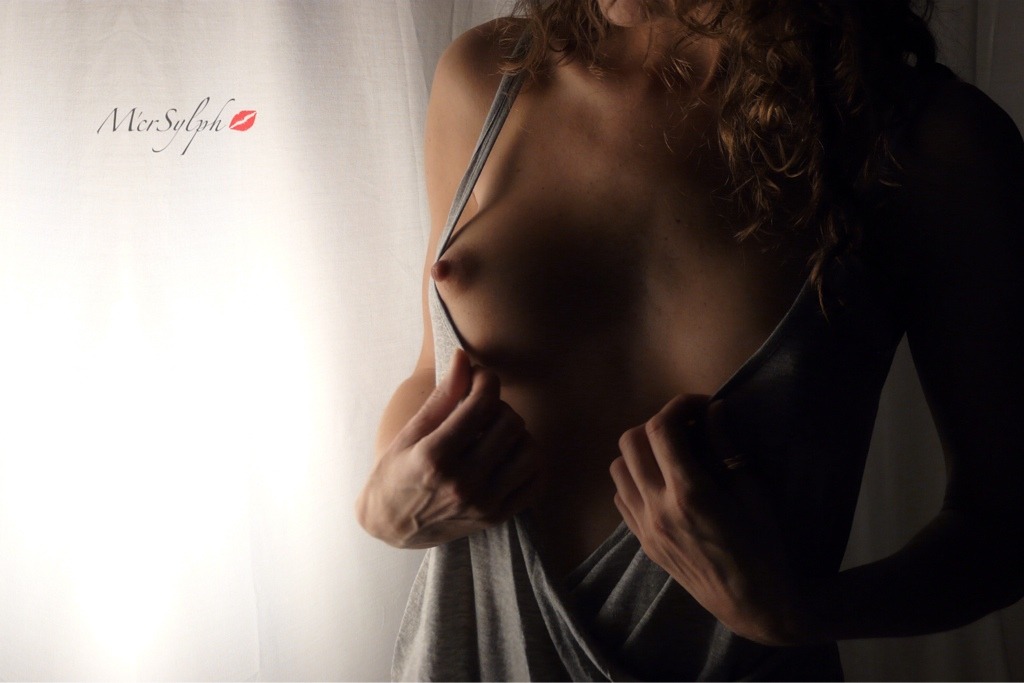 manchestersylph:The Sylph No. 20. This evening my fabulous followers reached 2k!!!!