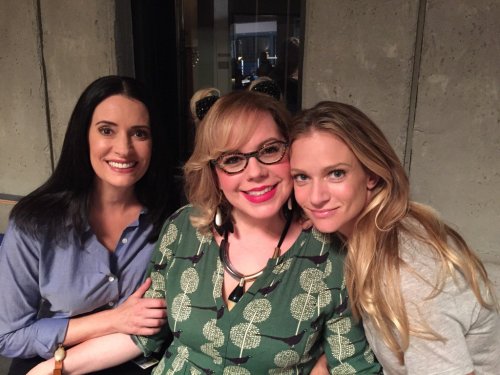  Lady Sandwich with the ravishing @ajcookofficial and @Vangsness !! (via: Paget Brewster)