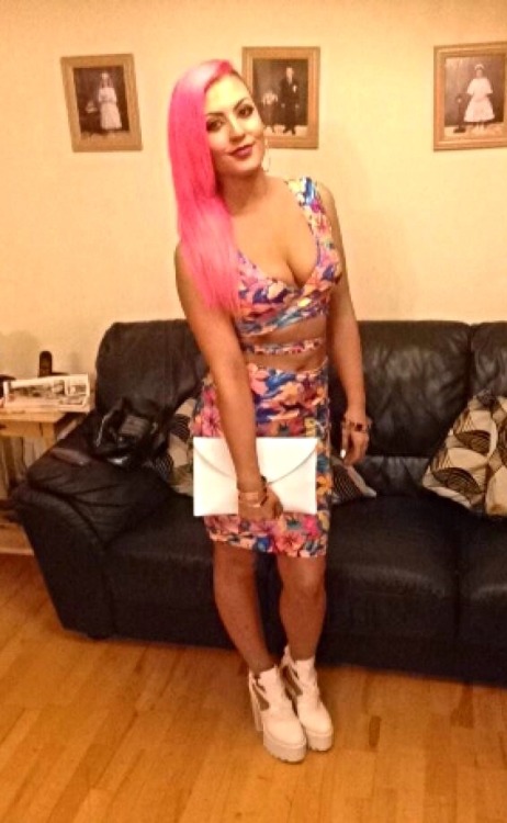 thetruetight: Pink haired chav in some tight party wear Good stroking set