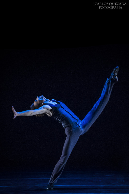 carlosquezadaph:“Elisa and Friends” Ballet Gala, 2015.Elisa Carrillo Concert Hall.“Parting” Pas de D