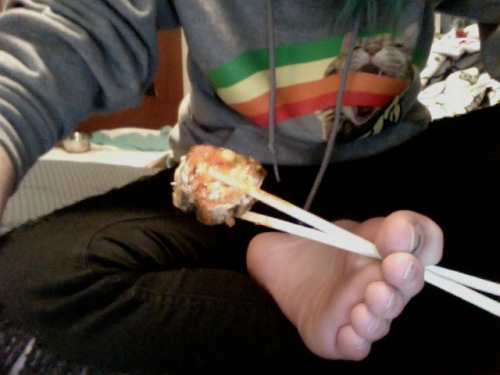 hollycamgirl: Sushi night! who’s hungry? <3 It is remarkably hard to use chopsticks with your to