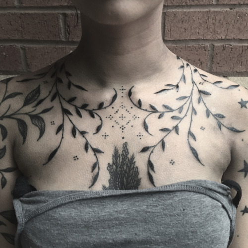 baylenlevore:Tattooed a real life faery.