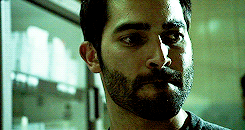 drunkstiles:  TEEN WOLF 3A GAG REEL  Throw your hands up! Stick your claws out! 