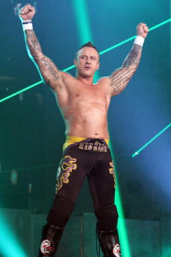 Unf Kid Kash! He Was Such A Hot Dominate Daddy Of Tna!